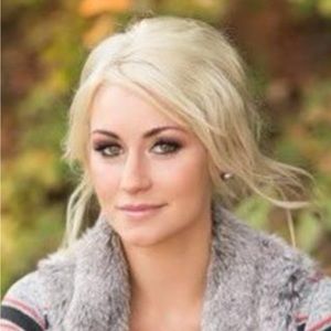 Meet your Posher, Chelsi